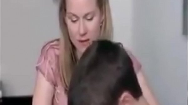 Мачеха потрахалась с сыном инвалидом из жалости